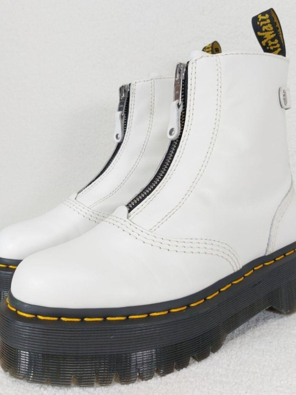 Doc Martens Jetta Chunky Platform Boots, Womens Sz 6, White Leather, Zip Up